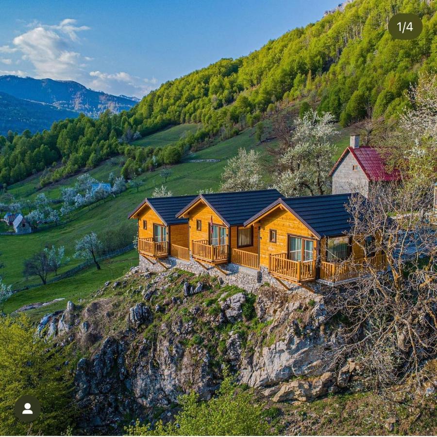 Готель Bujtina Tradicionale Lepushe Екстер'єр фото
